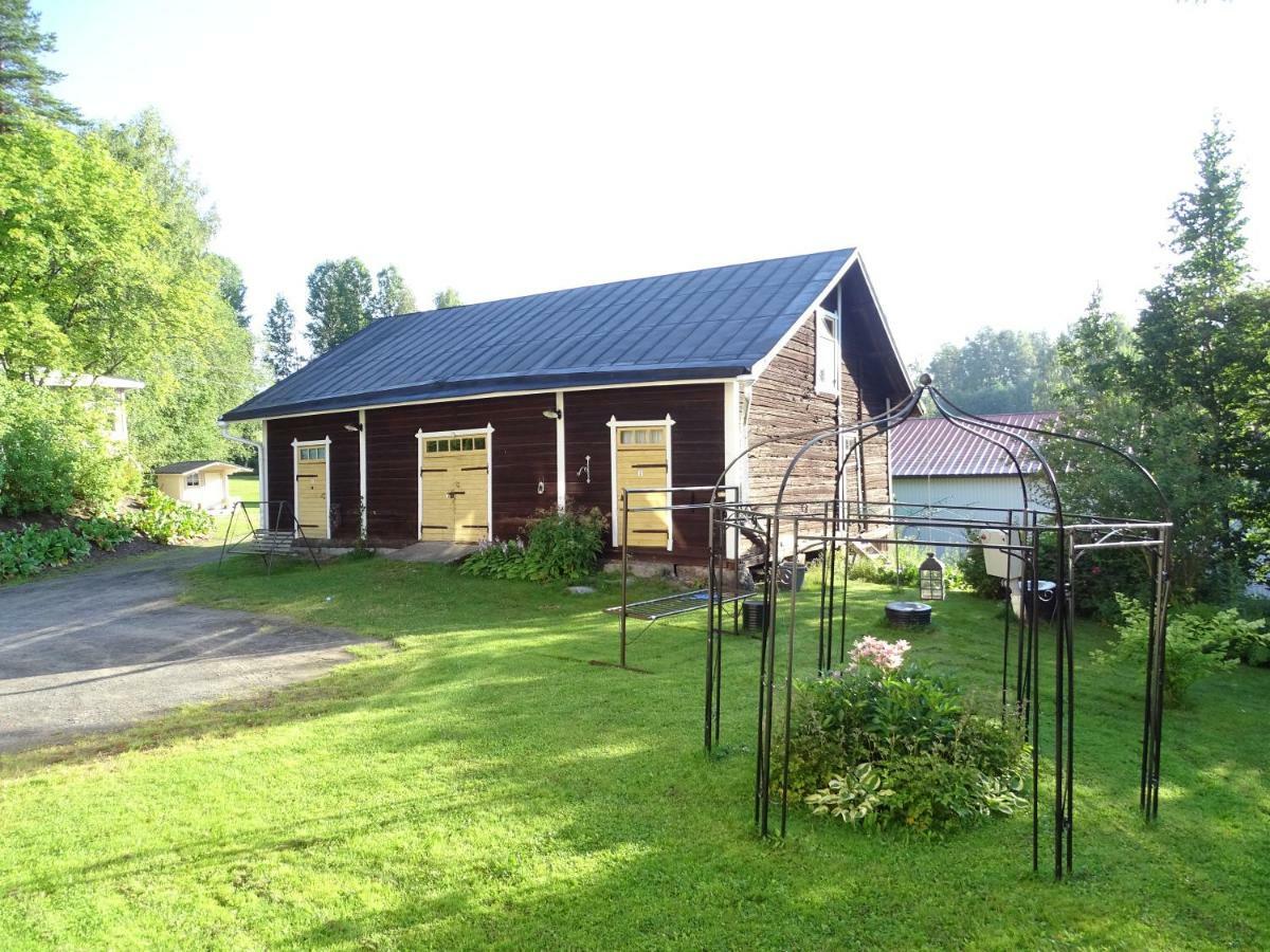 B&B Savikon Kartano Kitee Exterior photo